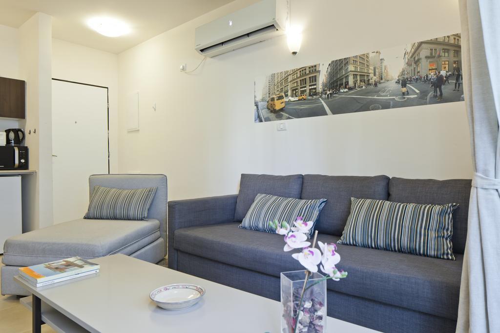Tlv Suites By The Sea - 2 Rooms تل أبيب المظهر الخارجي الصورة