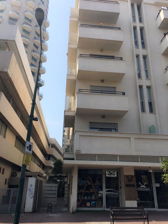 Tlv Suites By The Sea - 2 Rooms تل أبيب المظهر الخارجي الصورة